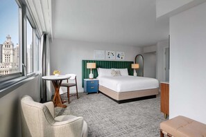 Unit with King bed. Exact unit will be assigned upon arrival. Views, colors, and decor may vary.