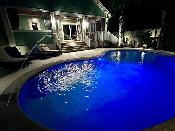 Heated Saltwater Pool