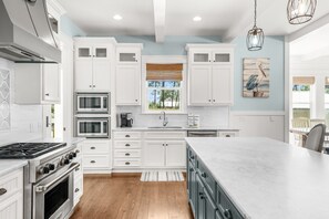 Beautiful Open Kitchen