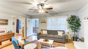 Living Room | Upper Floor | Queen Sleeper Sofa | Central A/C & Heating