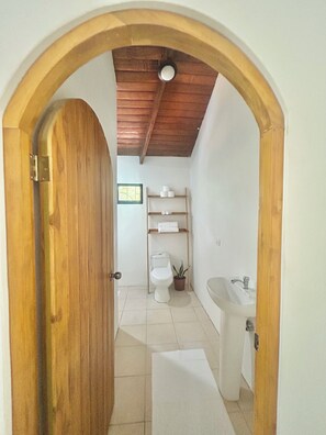 Bathroom #1
En-Suite with Bedroom #1