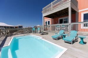 Pool Deck Overlooking Beach