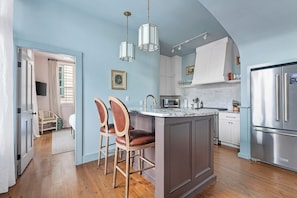 The Brighton and Carriage House