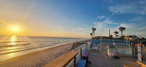 Enjoy the sunrise by the pool and hot tub 