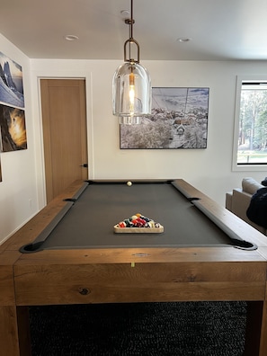 Spielezimmer