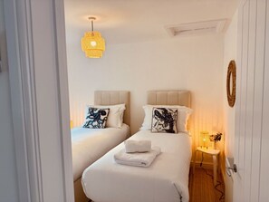 Bedroom one as Twin Beds