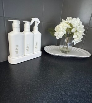 Bathroom amenities