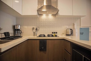 Equipped kitchen 
