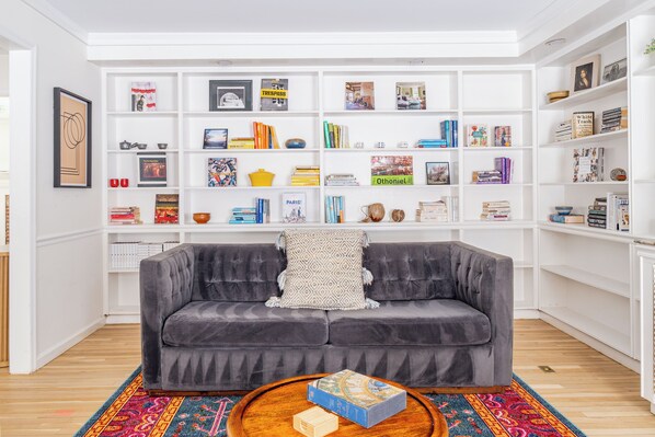A perfect place to cozy up.