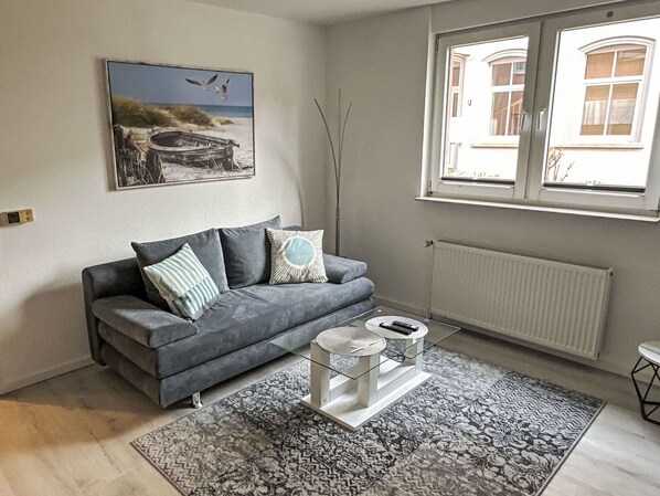 Möbel, Flooring, Couch, Interior Design, Fussboden, Holz, Wohnzimmer, Zimmer, Wohnung