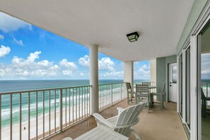 Long Beach Resort 2-1304 balcony