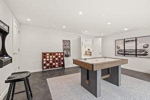 Spielezimmer
