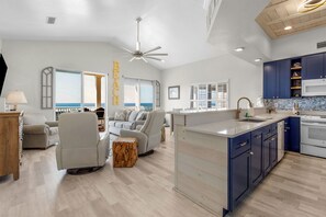 Kitchen & Living Area