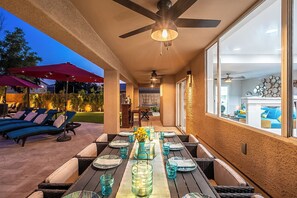 Outdoor dining