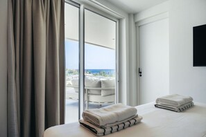 Wake up to stunning views and fresh sea breezes—your perfect escape starts here.