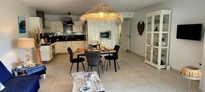 -img.tag.livingroom-