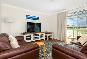 Upper level living space