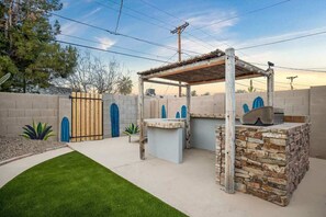 Tiki Bar