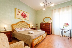 Autumn, Bedroom, Spring, Summer