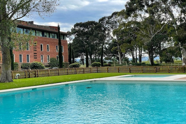 Holiday Home Swimming Pool