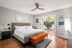 King Bed (Primary)