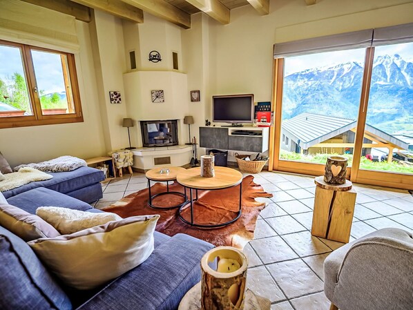 Furniture, Interior Design, Wood, Flooring, Couch, Room, Ceiling, Living Room, Floor, Home