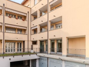 Schwimmbad, Gartenmöbel, Resort, Sonnenliege, Schatten, Hotel, Ferienort, Thermae, Eco Hotel, Regenschirm