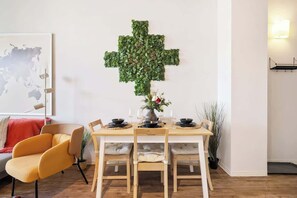 Gather, dine, and unwind—where every meal feels like home!