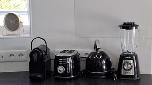 Kaffe och/eller kaffebryggare