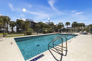 Heated pool for Old Fenimore Mill guests