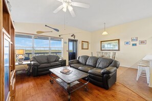 Living room with an amazing view over the water