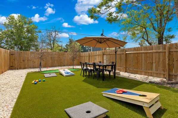 Outdoor dining