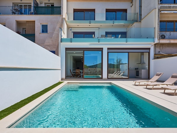 Pool Outdoor