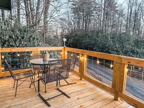 perfect large deck to have a cook out and watch the sunset.