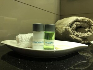 Bathroom amenities