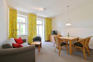 Wohnzimmer Wohnung 2