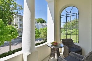 Blick vom Balkon der Wohnung 2