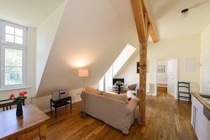Blick durch Wohnung 6