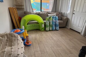 Sunroom (1)
