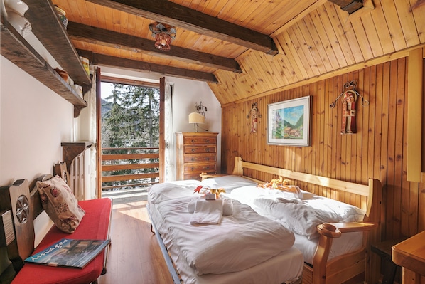 Second bedroom