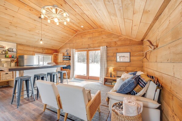 Ryegate Vacation Rental | Studio | 1BA | 4 Steps to Enter | 520 Sq Ft