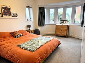 1 kingsize bed