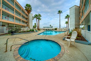 Relax and unwind in the communal pool and spa, just steps from your condo!