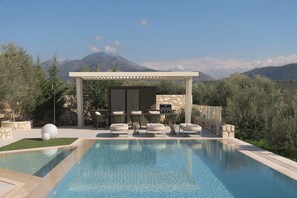 Soak up the summer with a swim in the pool, also featuring a 6m² kid's pool.