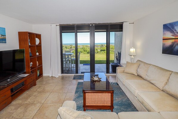 St. Augustine Beach Rentals Living Room