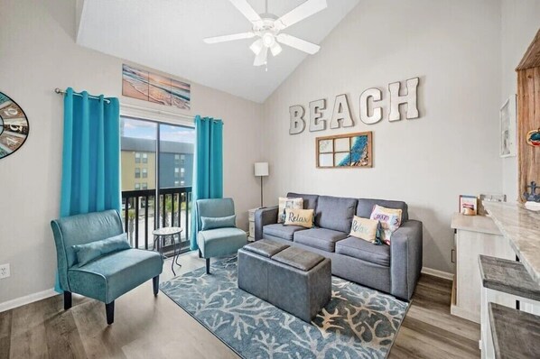 Living Room/Sofa Sleeper