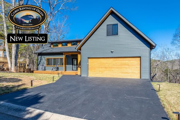 New Listing - Jill