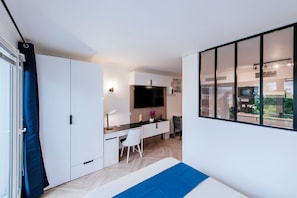 Sleeping area & storage