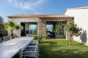 Villa de La Madrague - Terrasse et Jardin cÎté Sud - Sea and Mountain Pleasure