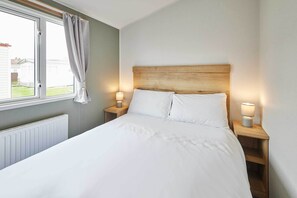 Bowland, Morecambe - Host & Stay